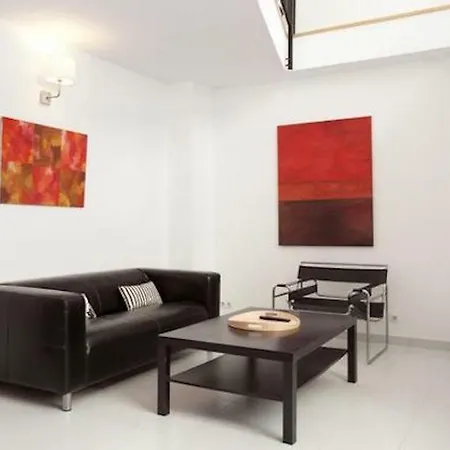 아파트 Spacious For Families Near Park Guell *
